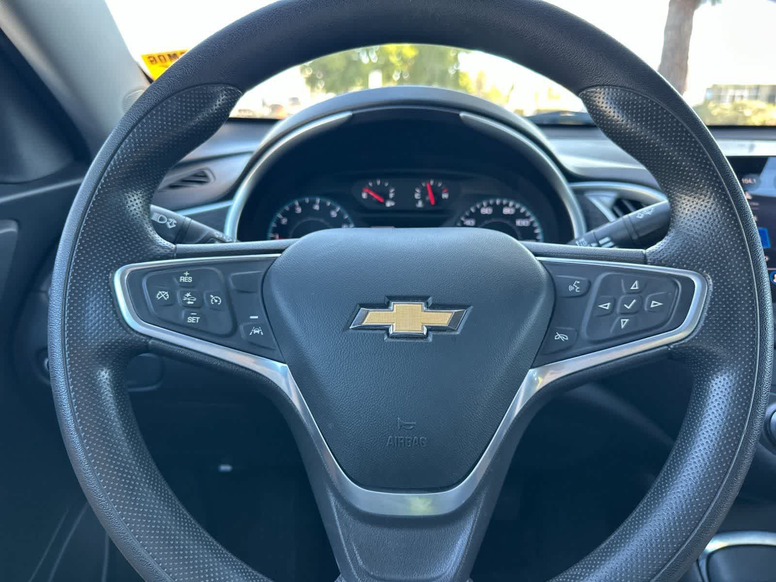 Used 2023 Chevrolet Malibu LT FWD image 23