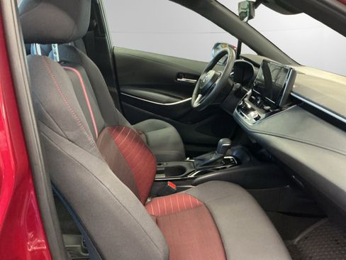 Certified 2025 Toyota Corolla SE w/ Convenience Package image 15