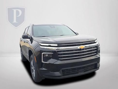 New 2026 Chevrolet Traverse LT w/ Driver Confidence Package FWD image 13