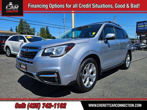 Used 2017 Subaru Forester 2.5i Touring AWD/4WD image 1