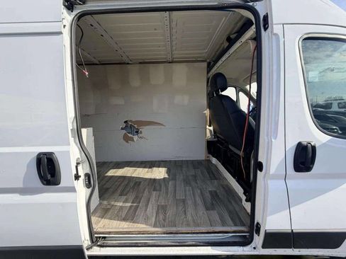 Used 2019 RAM ProMaster 2500 FWD image 9