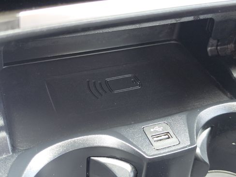 Used 2021 BMW 330e w/ Convenience Package RWD image 22