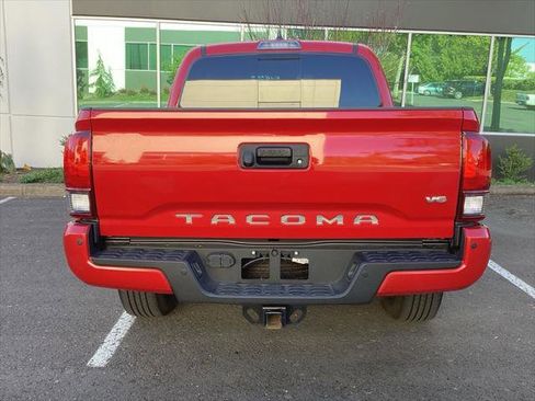 Certified 2023 Toyota Tacoma SR5 RWD image 18