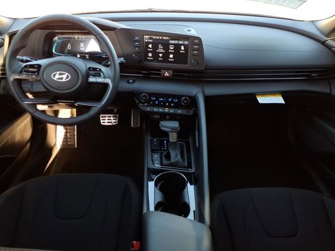 New 2026 Hyundai Elantra SEL Sport Premium image 8
