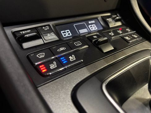 Used 2014 Porsche 911 Carrera S RWD image 12