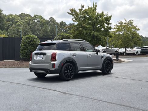 Certified 2024 MINI Cooper Countryman S FWD image 3