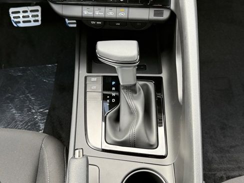 New 2026 Hyundai Elantra Sport image 24