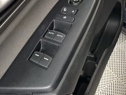 Used 2019 Honda CR-V EX image 22
