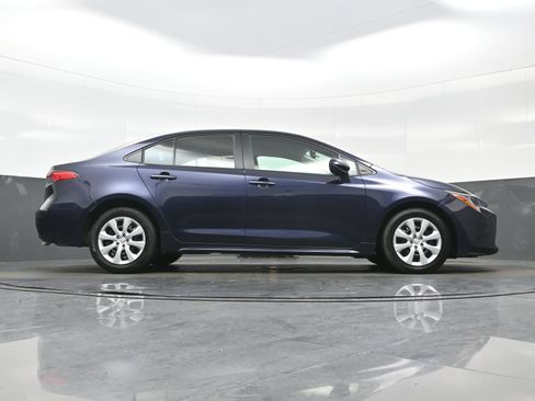 Used 2024 Toyota Corolla LE FWD image 31