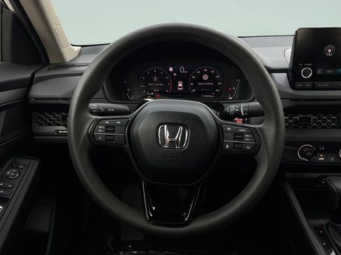 Certified 2025 Honda Accord LX image 20