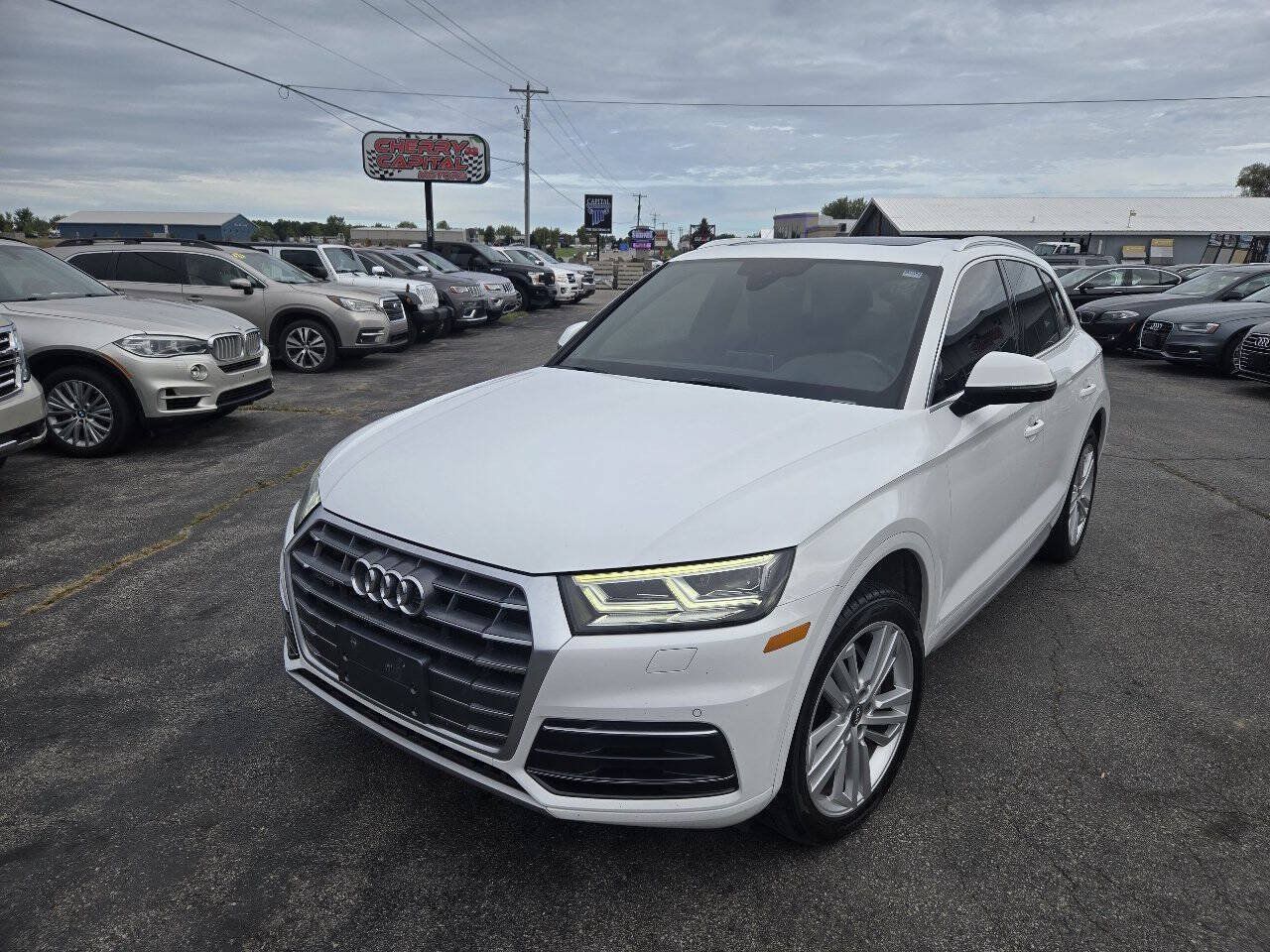 Used 2018 Audi Q5 2.0T Premium Plus w/ Premium Plus Package AWD/4WD image 12