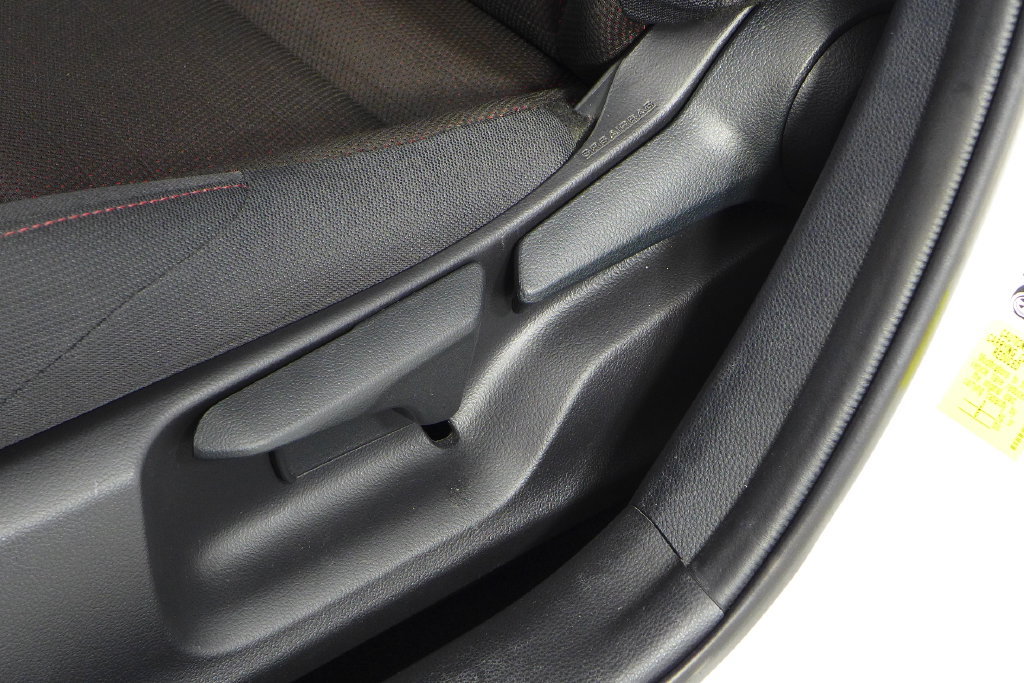 Used 2024 Toyota Corolla SE w/ SE Package FWD image 23