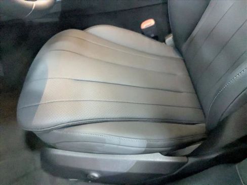 Used 2026 Mercedes-Benz E 350 Sedan image 4