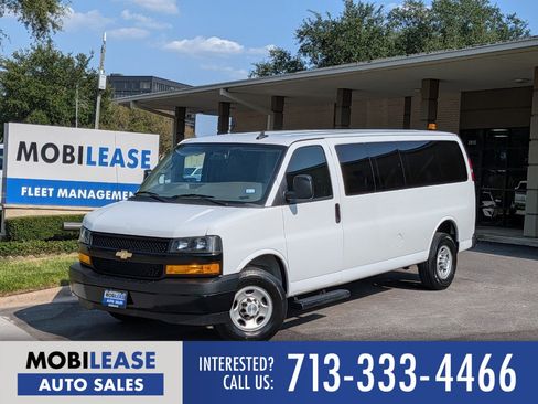Used 2023 Chevrolet Express 3500 LS RWD image 1