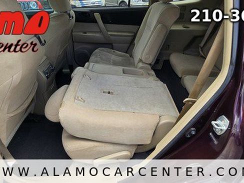 Used 2013 Toyota Highlander FWD image 26