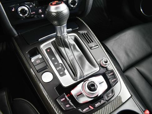 Used 2013 Audi RS 5 AWD/4WD image 34