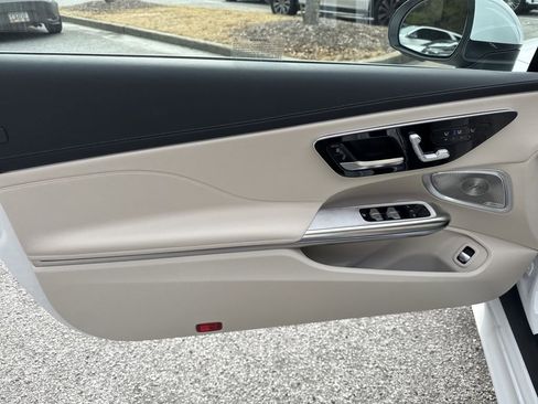 New 2026 Mercedes-Benz CLE 300 4MATIC Cabriolet image 11
