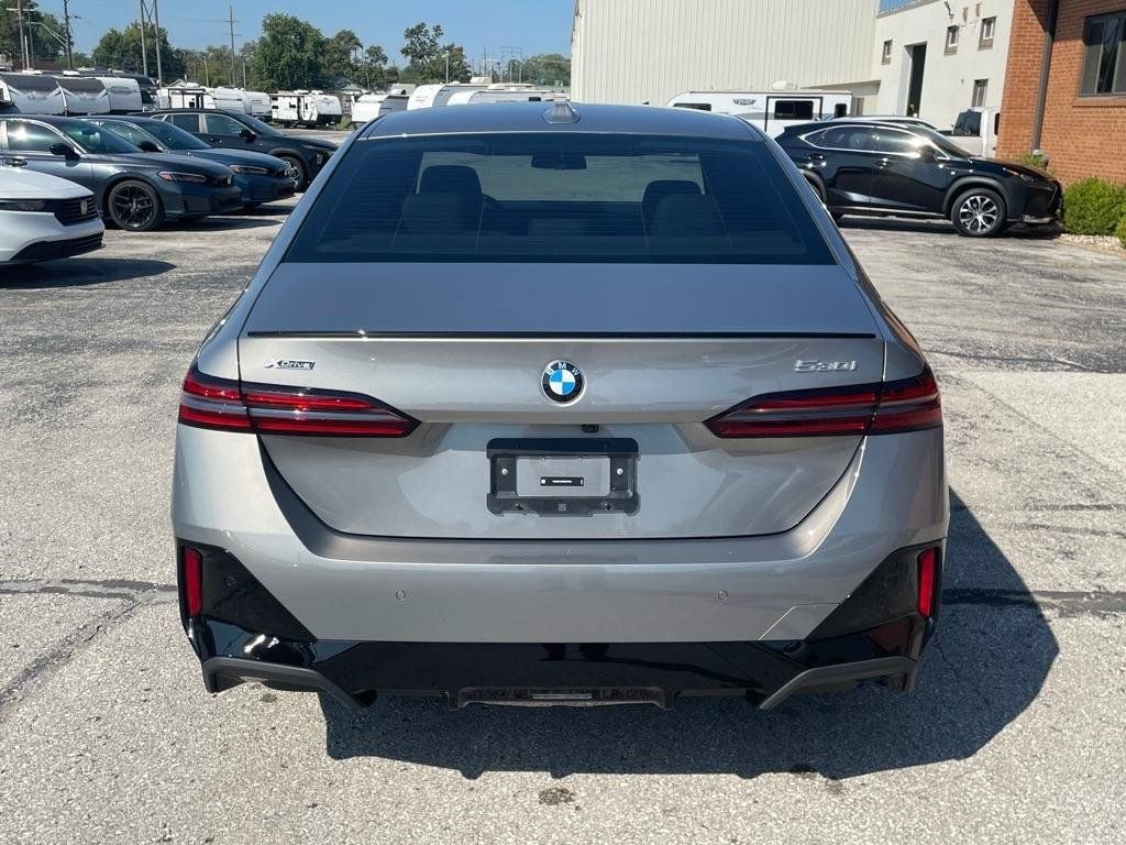 Used 2024 BMW 530i xDrive w/ M Sport Package AWD/4WD image 7