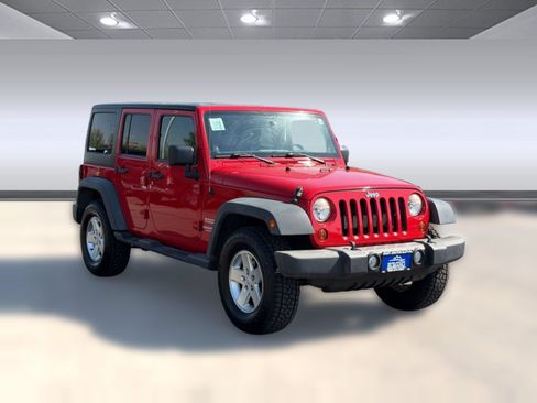 Used 2012 Jeep Wrangler Unlimited Sport AWD/4WD image 7