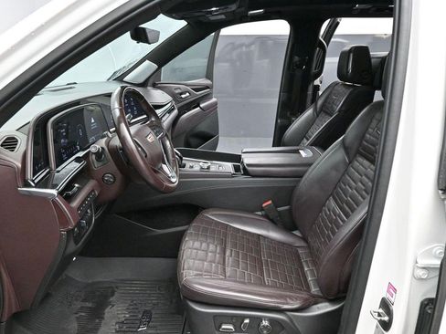 Used 2021 Cadillac Escalade ESV Sport Platinum AWD/4WD image 13