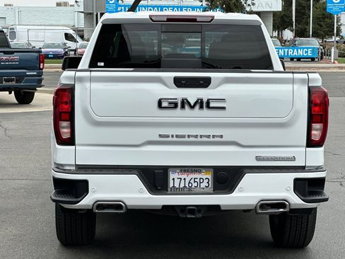 Used 2022 GMC Sierra 1500 Elevation w/ Elevation Premium Package image 5