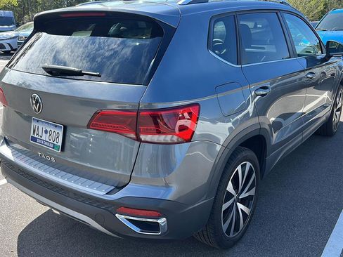 Used 2022 Volkswagen Taos SE image 8