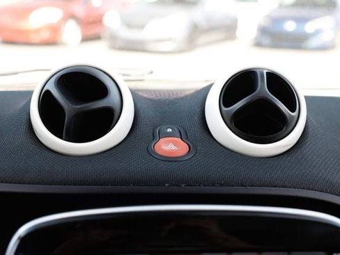 Used 2016 smart fortwo Prime image 30