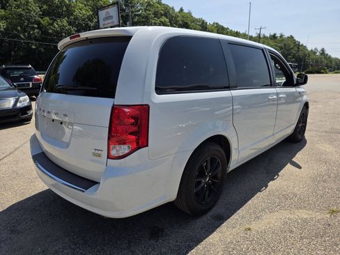 Used 2019 Dodge Grand Caravan GT FWD image 8