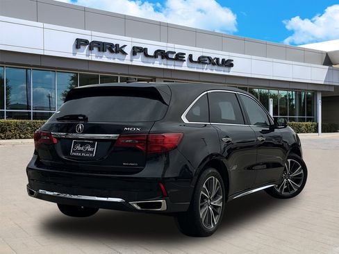 Used 2019 Acura MDX w/ Technology & Entertainment image 2