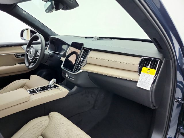 New 2027 Volvo XC90 B6 Ultra AWD/4WD image 17