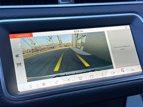 Used 2020 Land Rover Range Rover Evoque S image 22