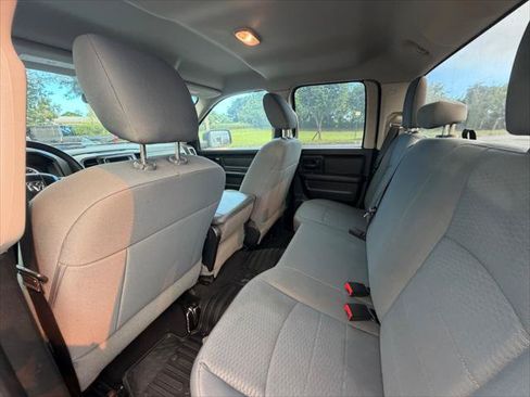 Used 2017 RAM 1500 Express AWD/4WD image 18