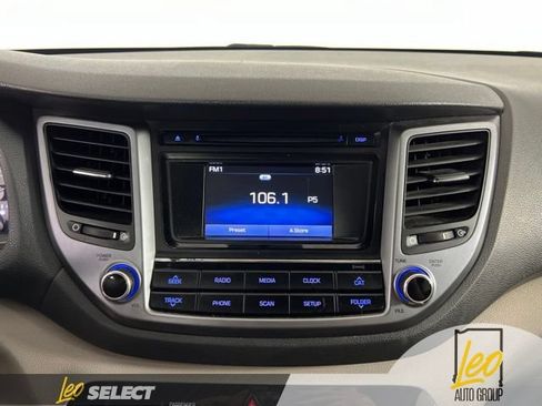 Used 2017 Hyundai Tucson SE w/ SE Popular Package 02 FWD image 22