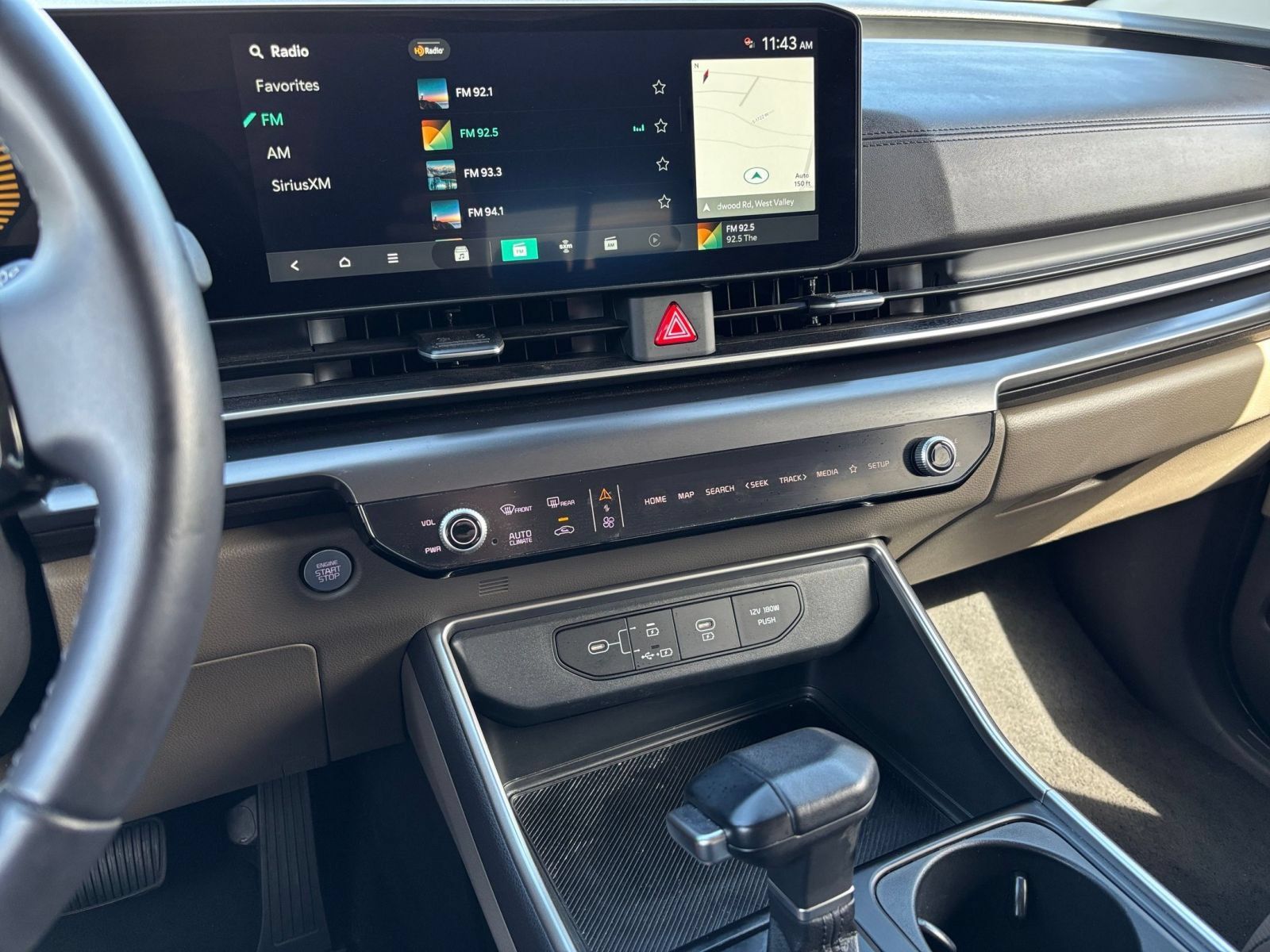 Used 2026 Kia Carnival FWD image 16