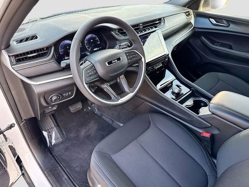 Used 2024 Jeep Grand Cherokee Laredo w/ MOPAR Finishing Package RWD image 9