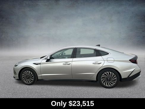Used 2024 Hyundai Sonata SEL FWD image 4