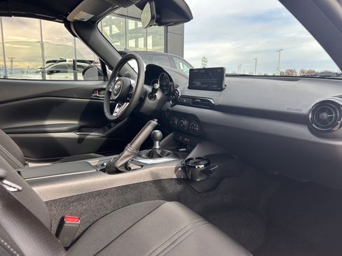 Certified 2025 MAZDA MX-5 Miata Sport image 26