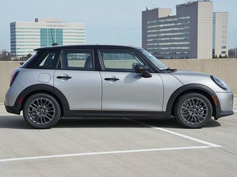 New 2026 MINI Cooper 4-Door Hardtop image 3