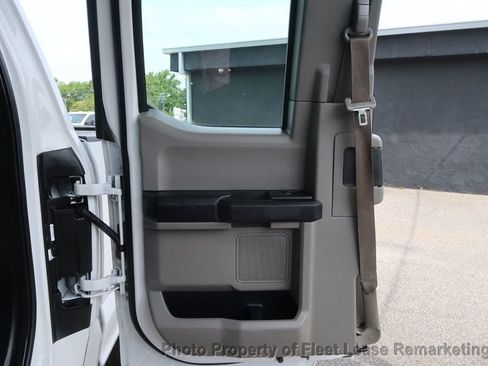 Used 2019 Ford F250 XL w/ Power Equipment Group AWD/4WD image 17