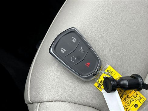 Used 2021 Cadillac XT4 Luxury image 27