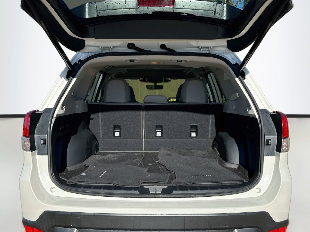 Used 2023 Subaru Forester Limited AWD/4WD image 34