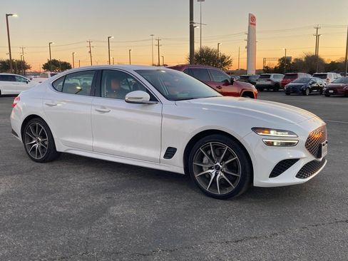 Used 2025 Genesis G70 2.5T image 2