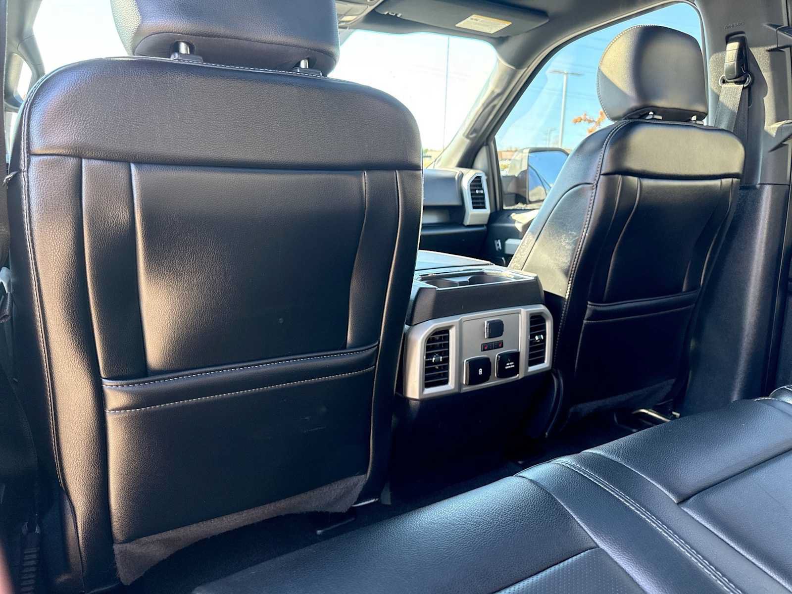 Used 2020 Ford F150 Lariat w/ Equipment Group 502A Luxury AWD/4WD image 17