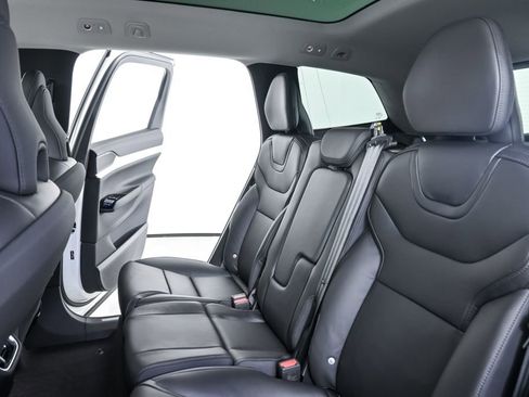 New 2026 Volvo EX90 Ultra AWD/4WD image 21