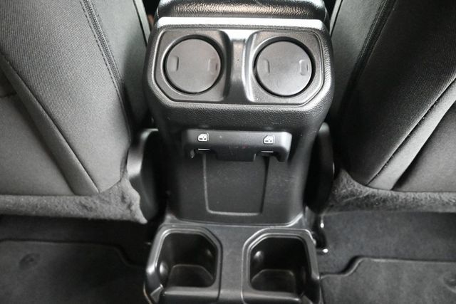 Used 2021 Jeep Gladiator Sport AWD/4WD image 15