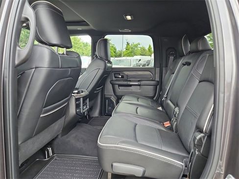 New 2025 RAM 2500 Limited image 7