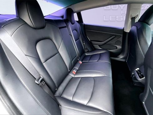 Used 2022 Tesla Model 3 Performance image 27