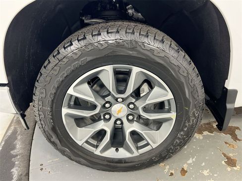 New 2026 Chevrolet Silverado 1500 LT w/ All Star Edition Plus image 25