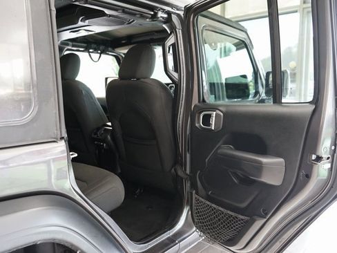 Used 2019 Jeep Wrangler Unlimited Sport S image 45