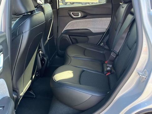 New 2026 Jeep Compass Latitude AWD/4WD image 12